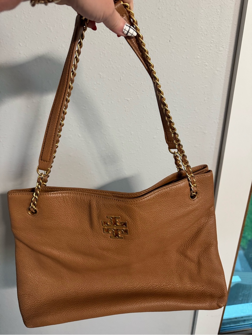 Tory Burch Brown Pebbled Leather Shoulder Bag with Gold Chain